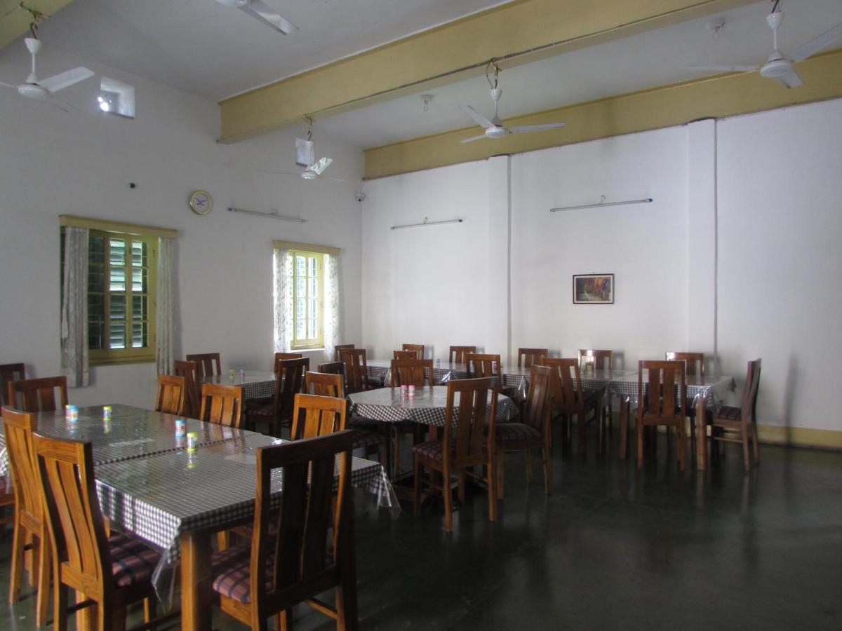 Ywca Gallway Guest House Kolkata Ngoại thất bức ảnh